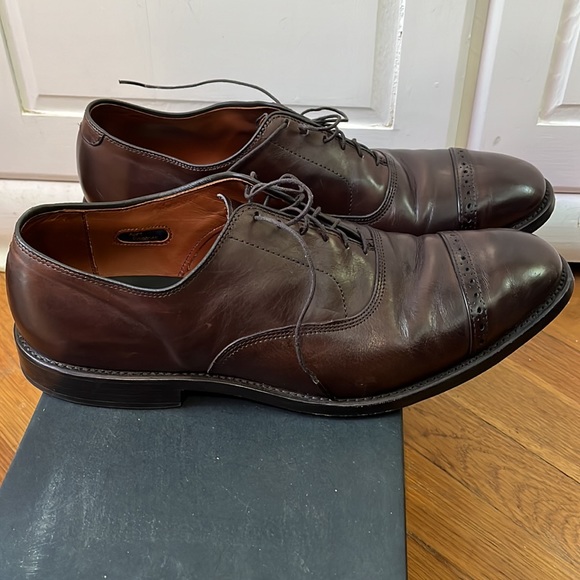 Allen Edmonds Fifth Ave Brown Dress Shoe - Picture 3 of 8